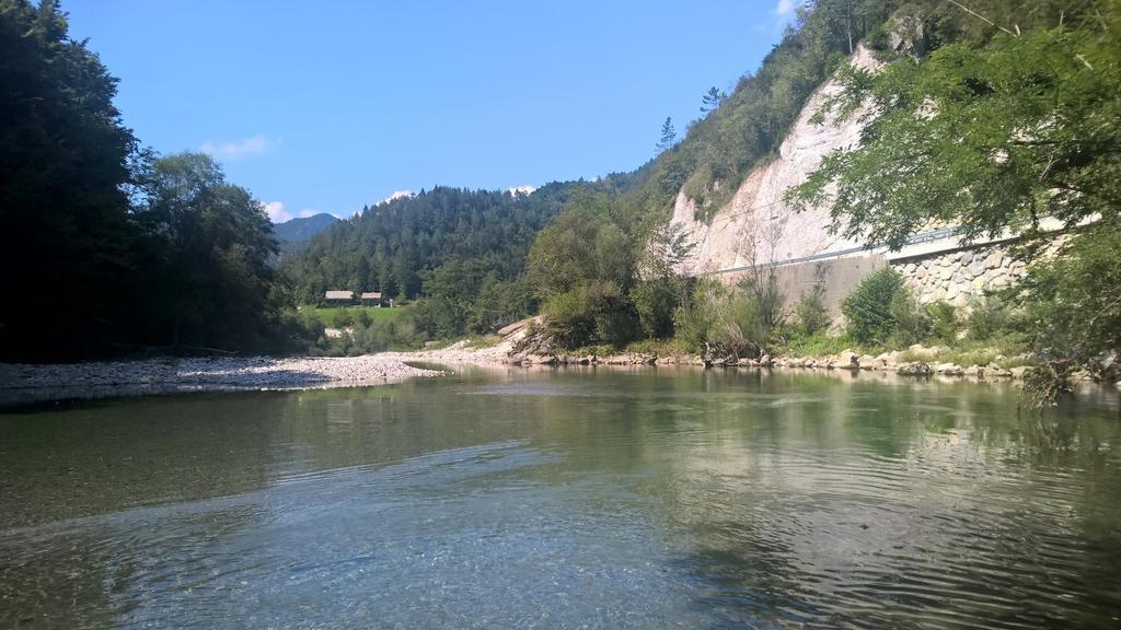 Okrepcevalnica Kurn'K Bed & Breakfast Cerkno Eksteriør bilde