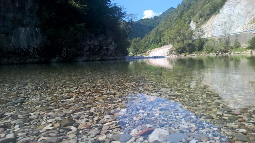 Okrepcevalnica Kurn'K Bed & Breakfast Cerkno Eksteriør bilde